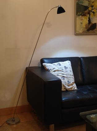Piccolo floor lamp in living room